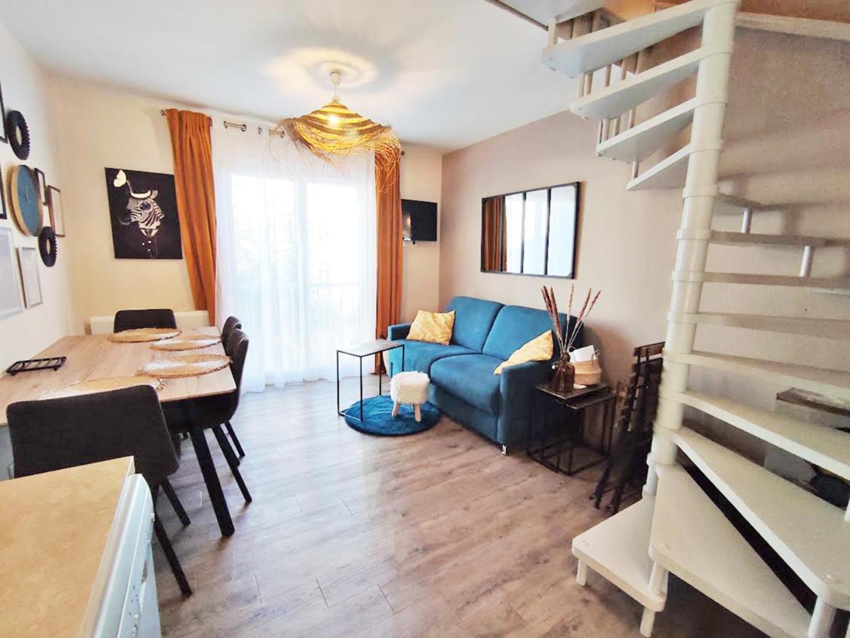 L'Escampette, Duplex T3, Centre Luchon, Wifi, Casier A Skis, 4 Personnes Bagnères-de-Luchon Esterno foto